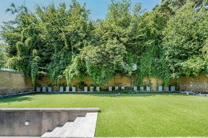 Photo 18- click for photo gallery